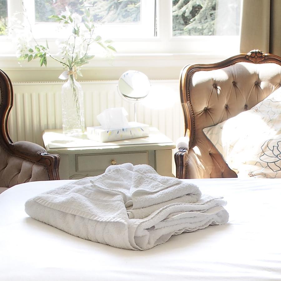Leaded Light Guest House ソリフル エクステリア 写真